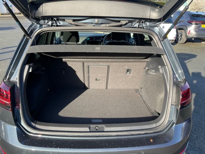 2025 Volkswagen Golf