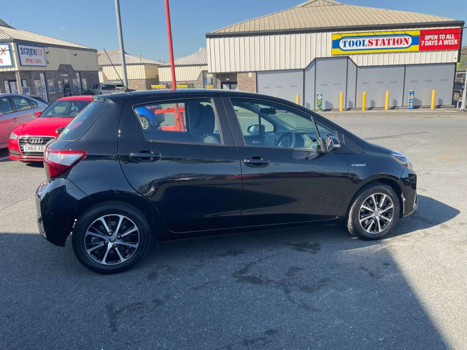 2025 Toyota Yaris