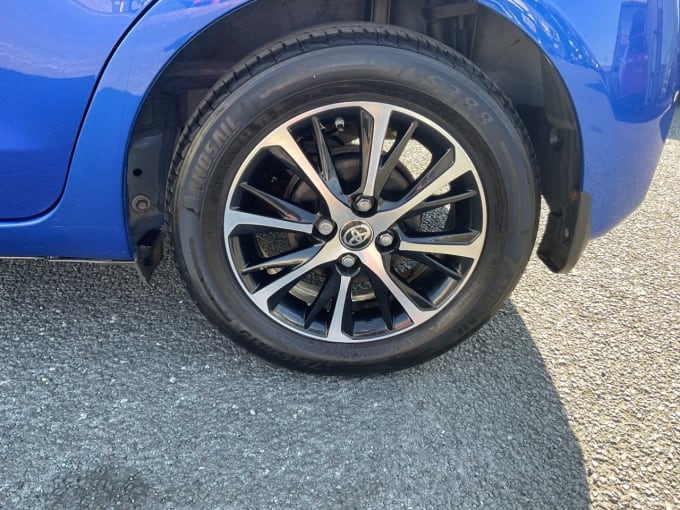 2025 Toyota Yaris
