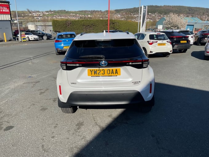 2025 Toyota Yaris Cross