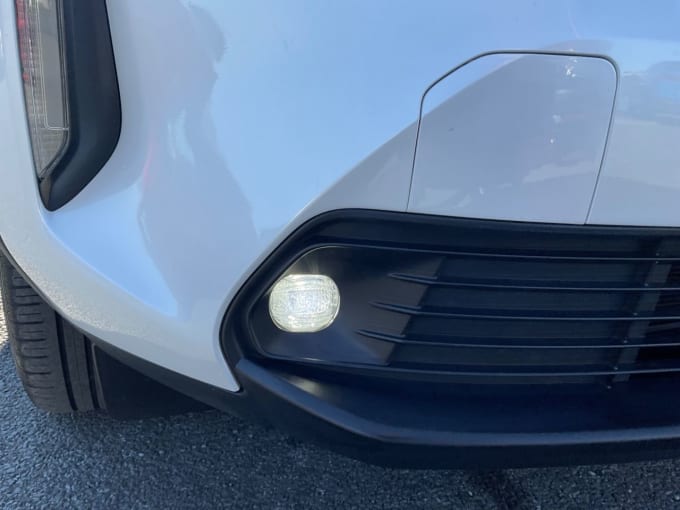 2025 Toyota Yaris Cross