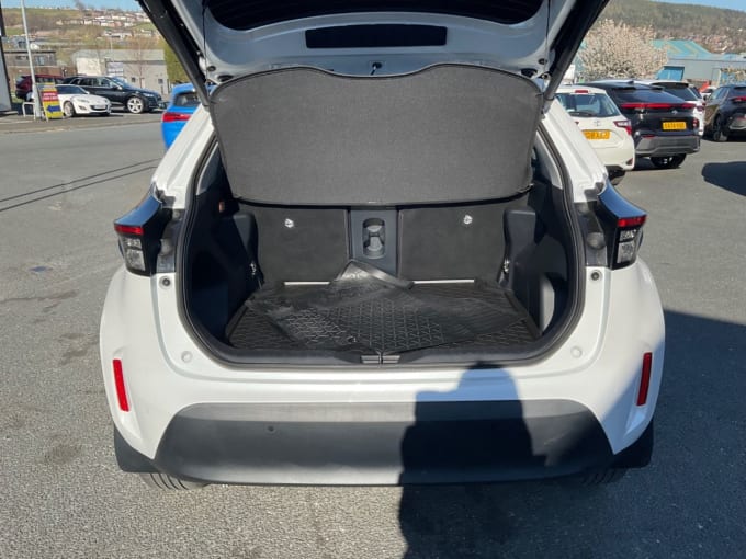 2025 Toyota Yaris Cross