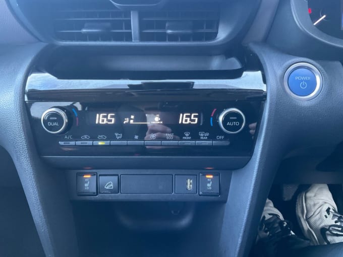 2025 Toyota Yaris Cross