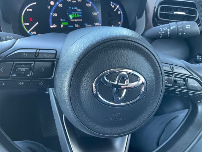 2025 Toyota Yaris Cross