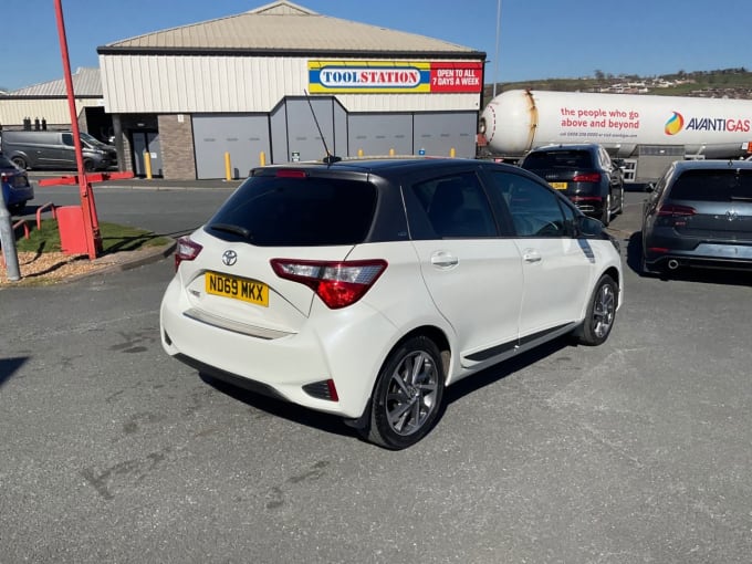 2025 Toyota Yaris