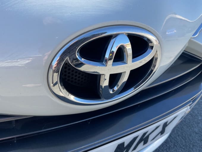 2025 Toyota Yaris