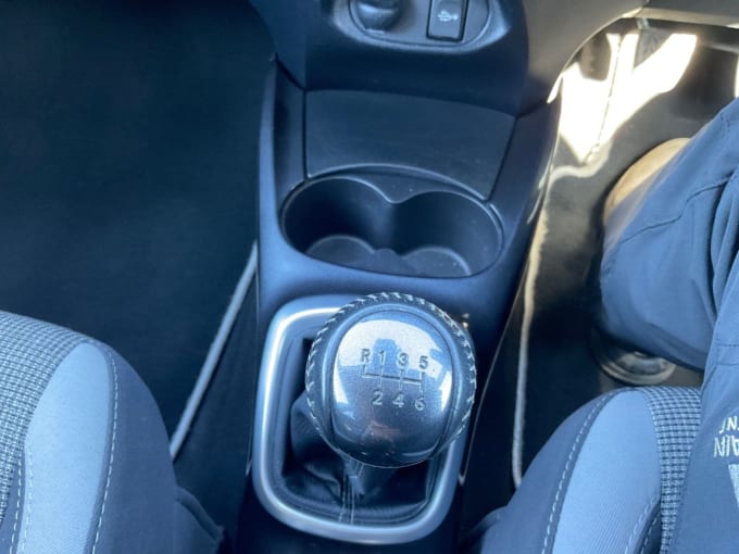 2025 Toyota Yaris