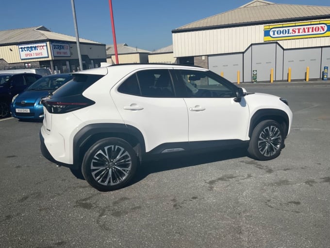 2025 Toyota Yaris Cross