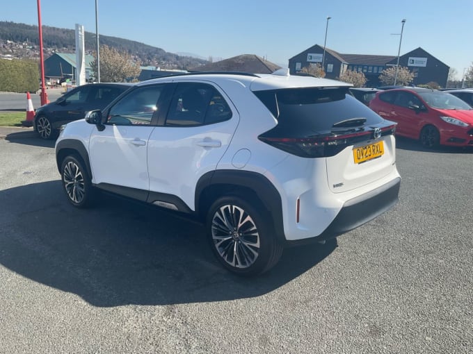 2025 Toyota Yaris Cross