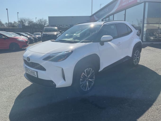 2025 Toyota Yaris Cross