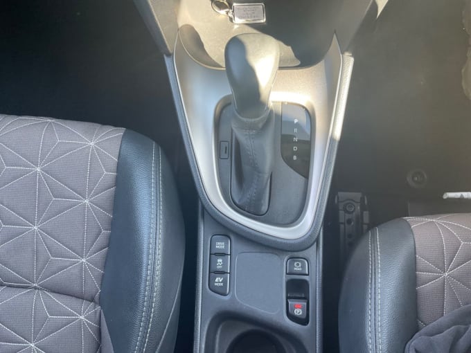 2025 Toyota Yaris Cross