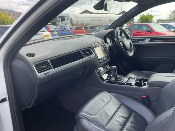 2017 Volkswagen Touareg