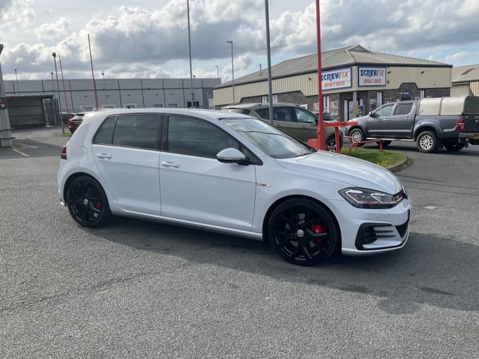 2025 Volkswagen Golf