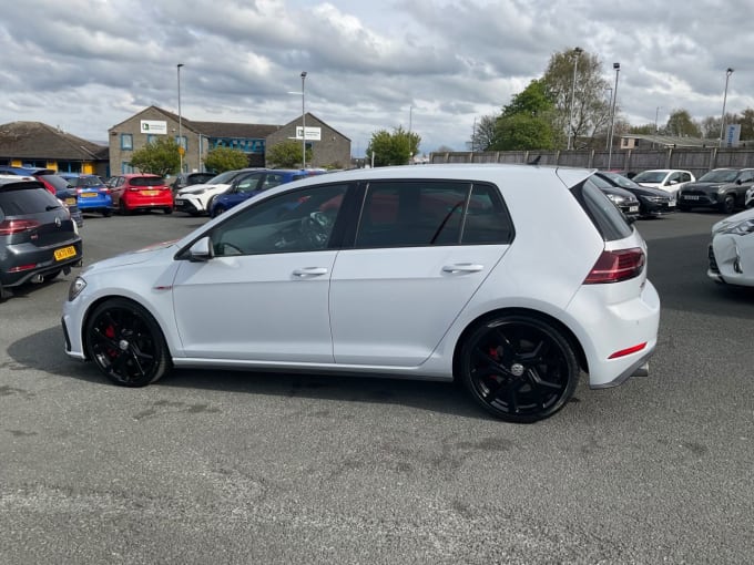 2025 Volkswagen Golf