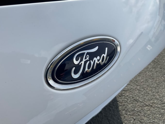 2025 Ford Fiesta