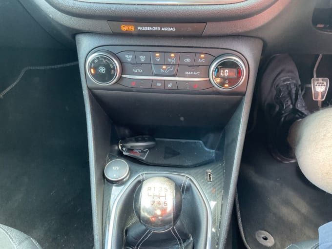 2025 Ford Fiesta
