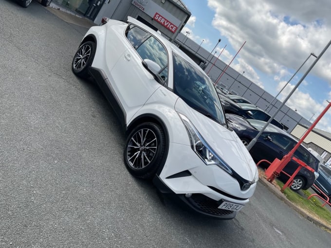2025 Toyota C-hr