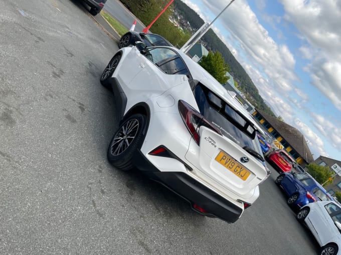2025 Toyota C-hr