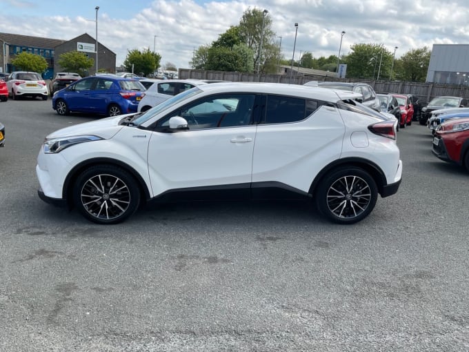 2025 Toyota C-hr