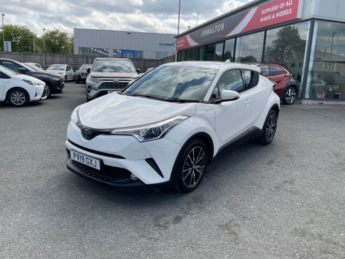 2025 Toyota C-hr