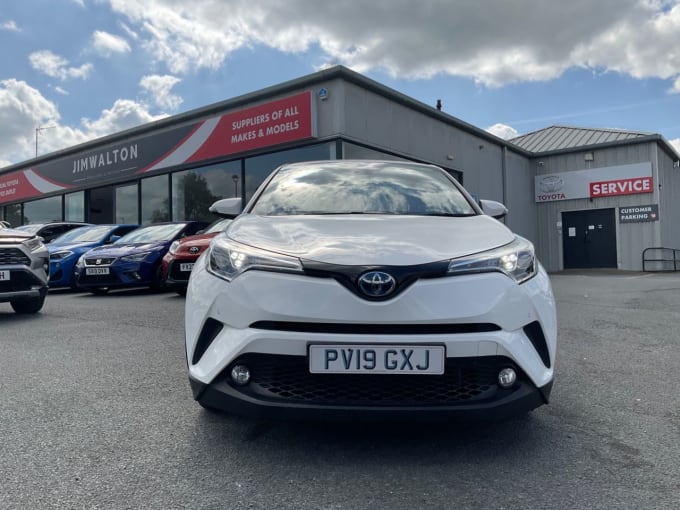 2025 Toyota C-hr