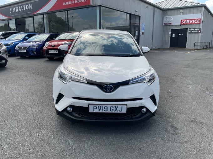 2025 Toyota C-hr