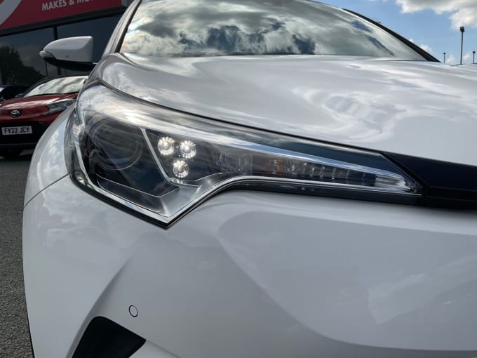 2025 Toyota C-hr