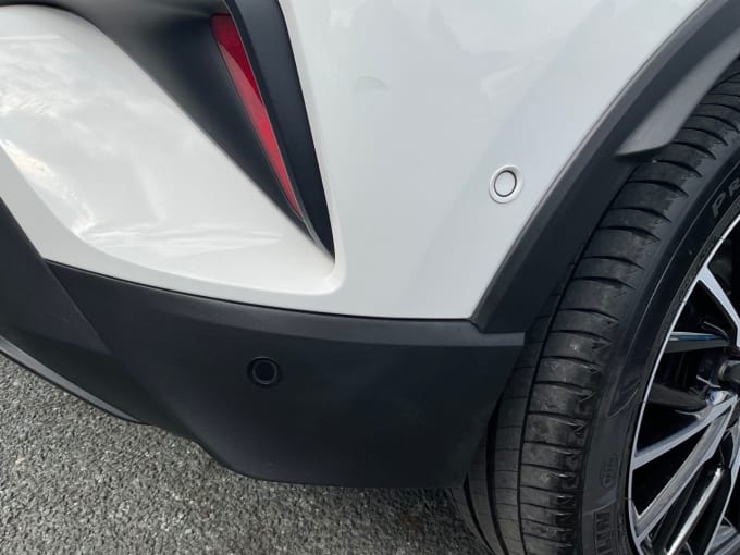 2025 Toyota C-hr