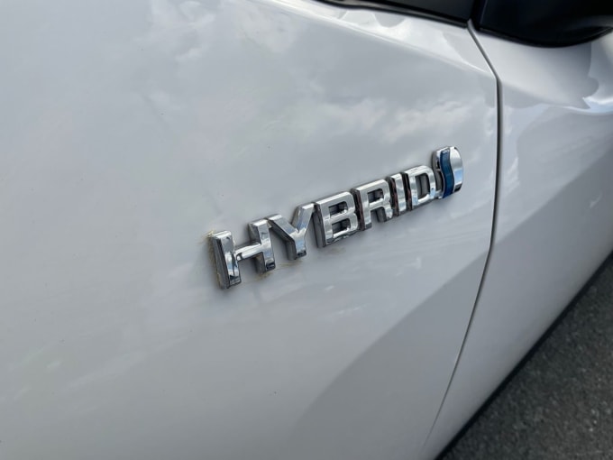 2025 Toyota C-hr