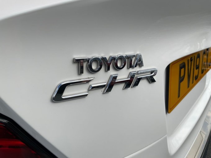 2025 Toyota C-hr