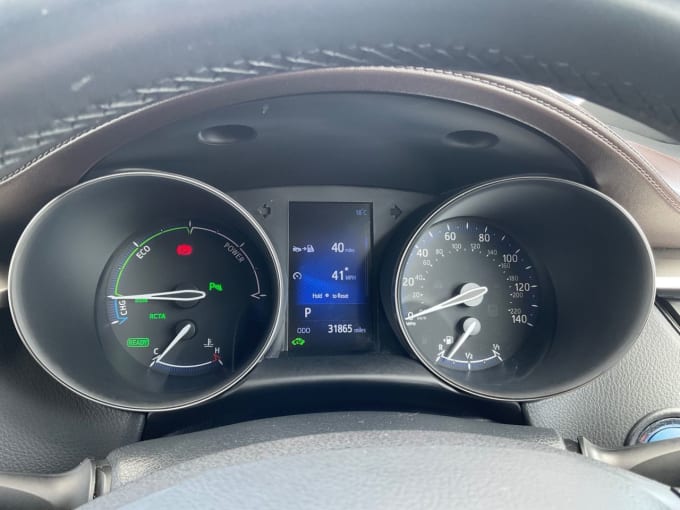 2025 Toyota C-hr