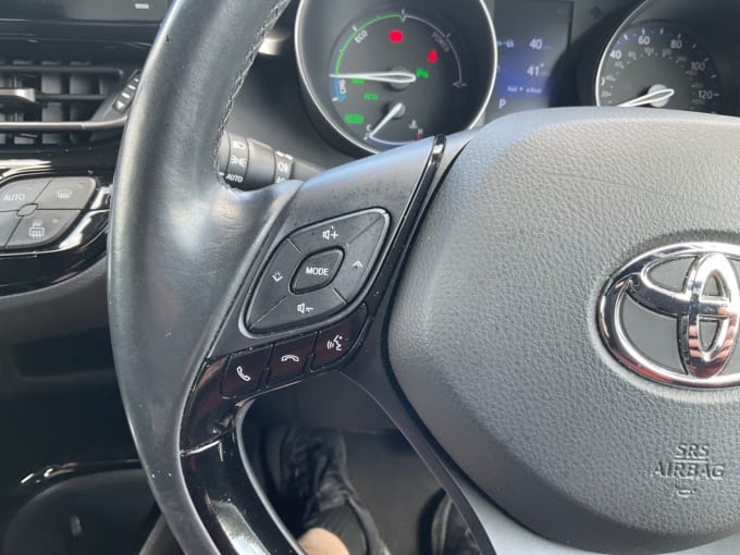 2025 Toyota C-hr