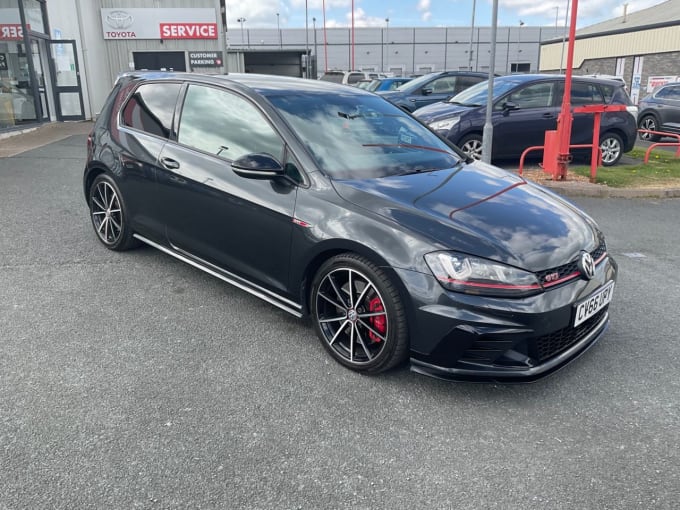 2025 Volkswagen Golf