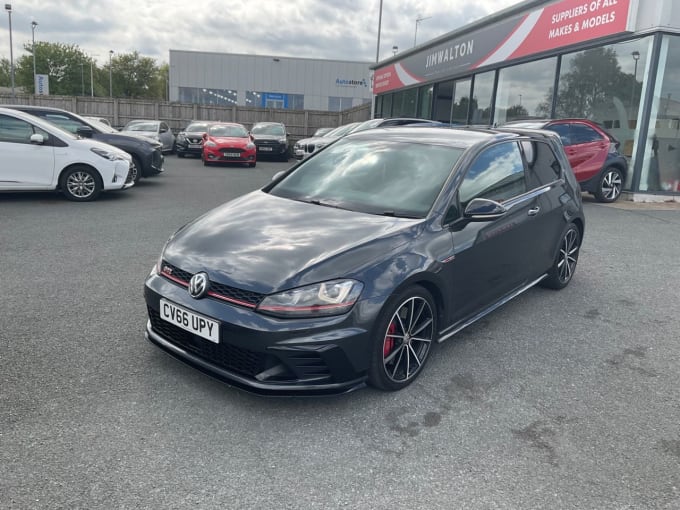 2025 Volkswagen Golf