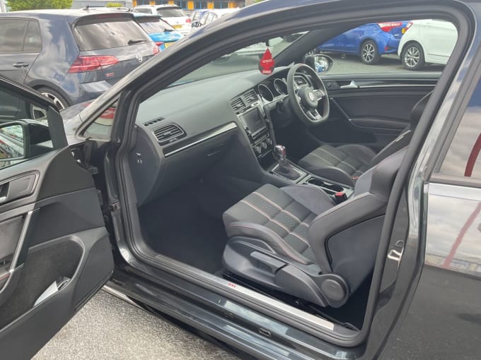 2025 Volkswagen Golf
