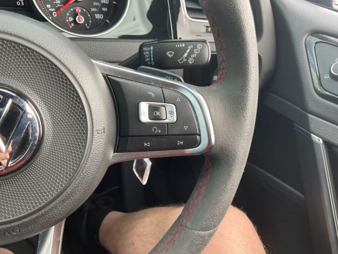 2025 Volkswagen Golf