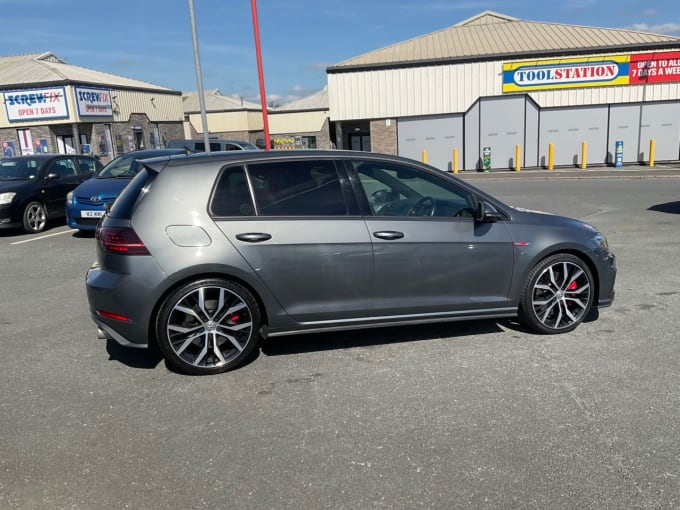 2025 Volkswagen Golf