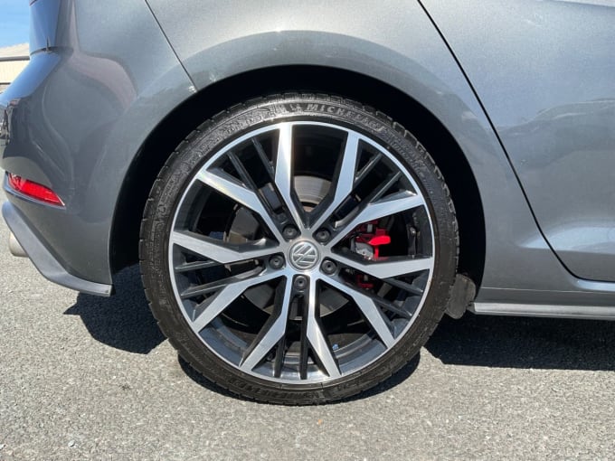 2025 Volkswagen Golf