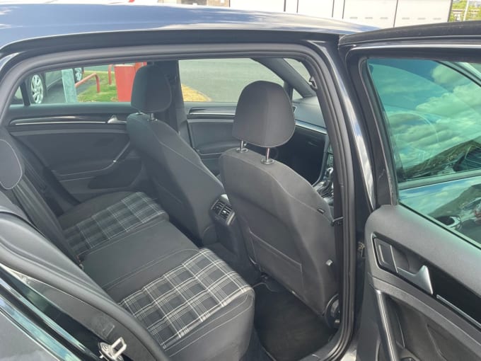 2025 Volkswagen Golf