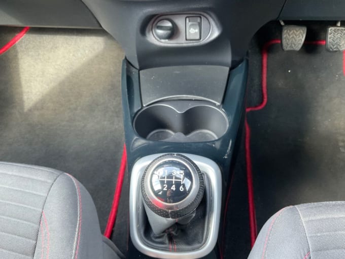 2025 Toyota Yaris
