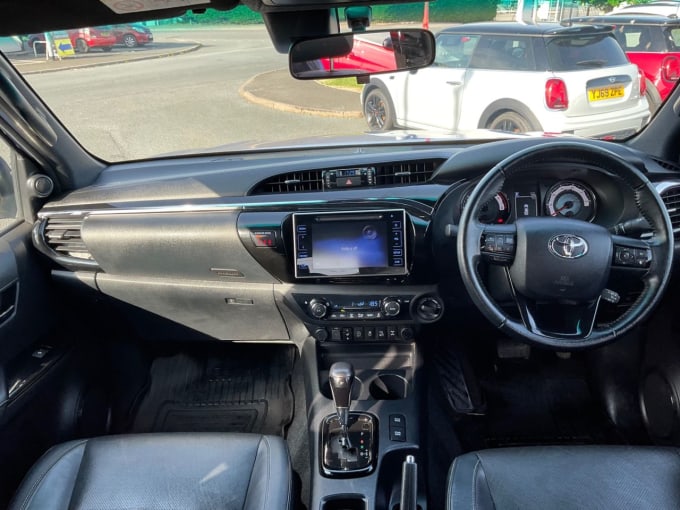 2025 Toyota Hi-lux