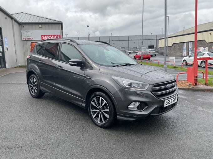 2025 Ford Kuga