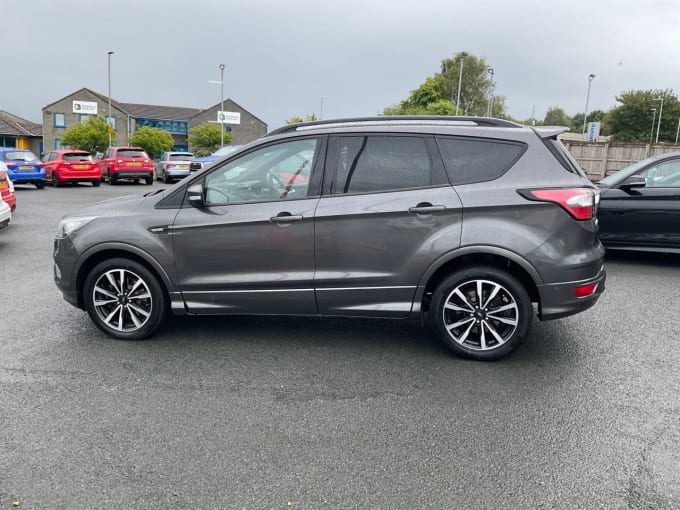 2025 Ford Kuga