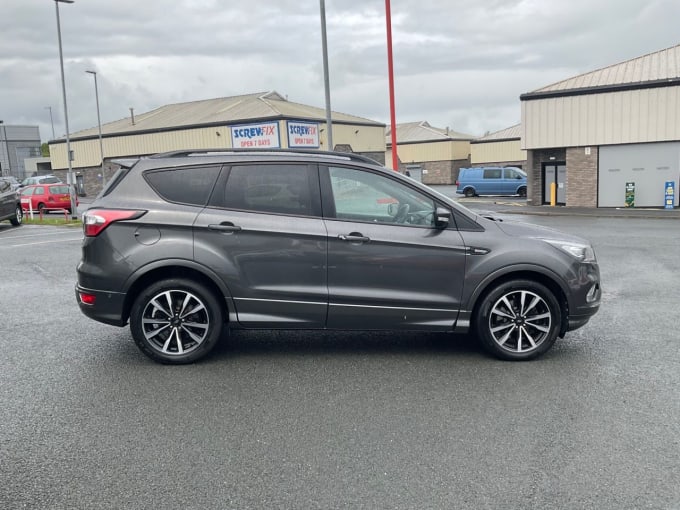 2025 Ford Kuga