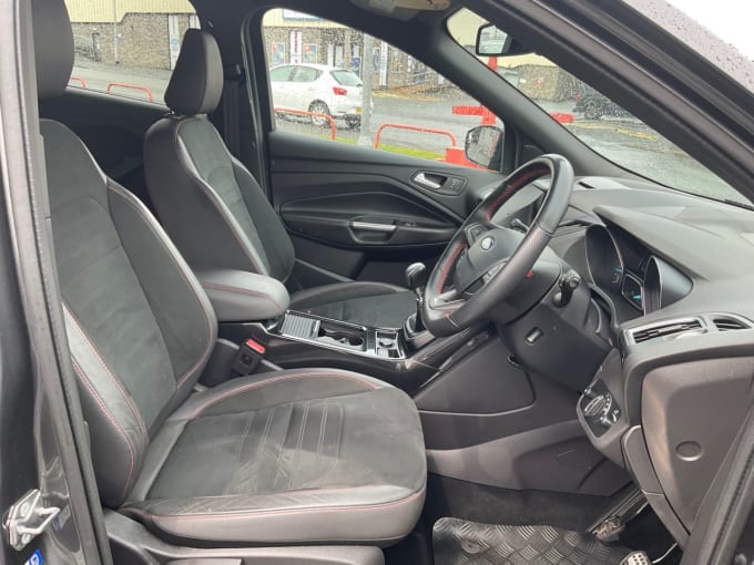 2025 Ford Kuga