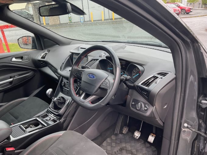 2025 Ford Kuga