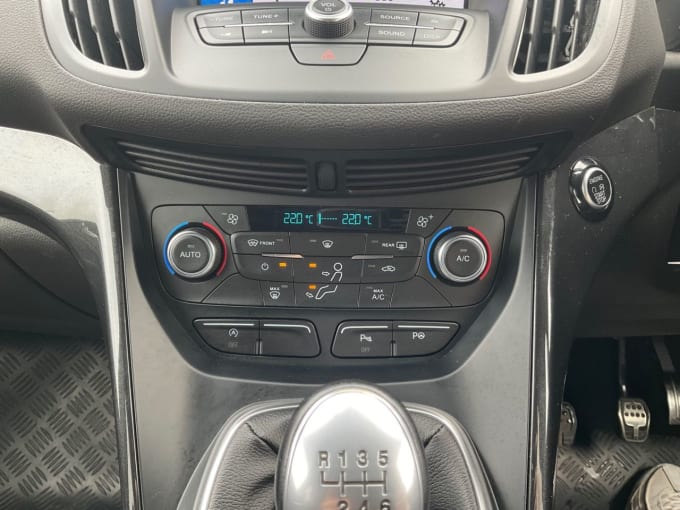 2025 Ford Kuga