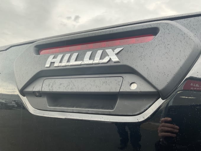 2025 Toyota Hi-lux