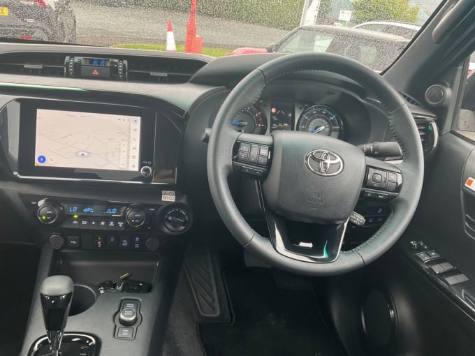 2025 Toyota Hi-lux