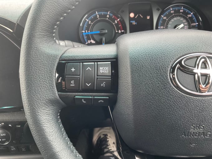 2025 Toyota Hi-lux